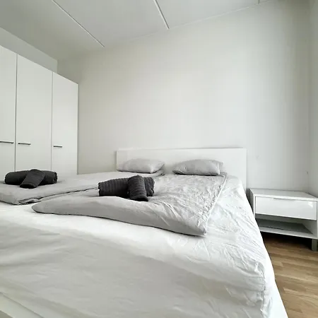 Solu By Hello Helsinki - Nihtisilta *